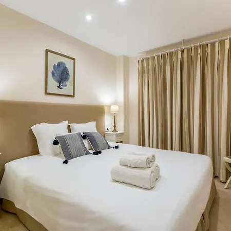 First Line Penthouse In Puerto With Seaviews سوتوغراندِ