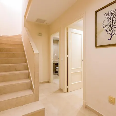 شقة First Line Penthouse In Puerto With Seaviews سوتوغراندِ